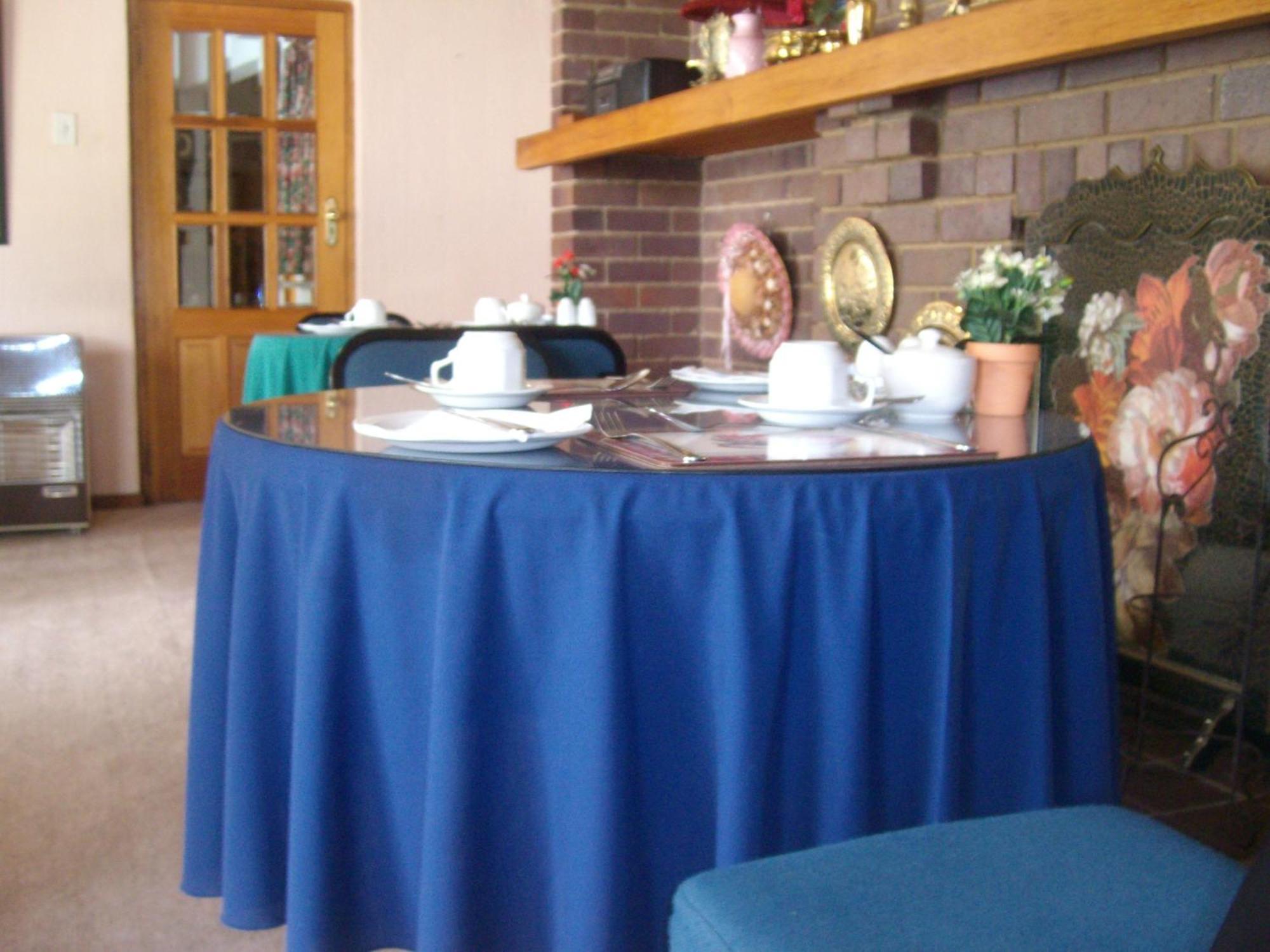 Oaktree Lodge Guest House Kyalami エクステリア 写真