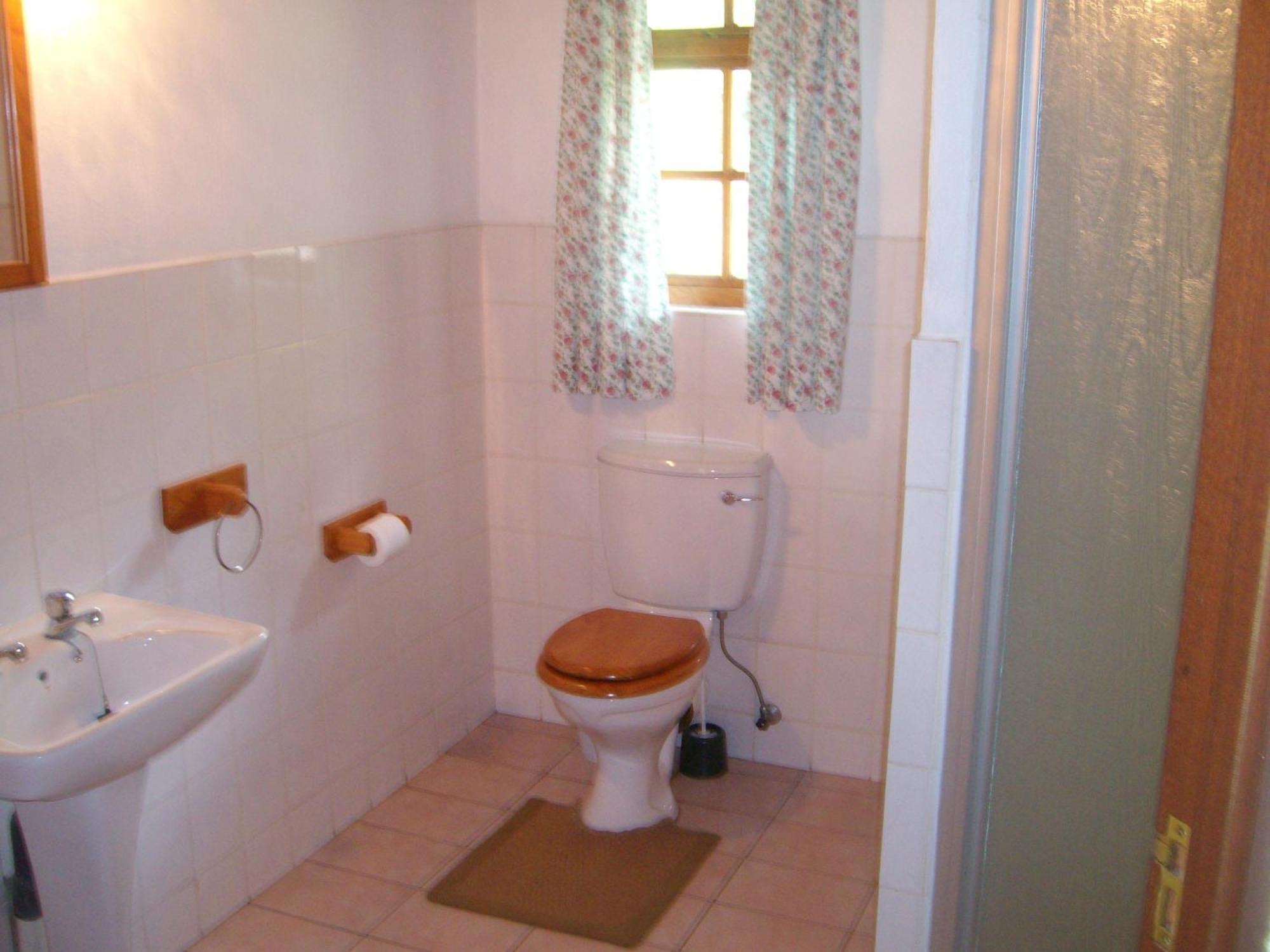 Oaktree Lodge Guest House Kyalami エクステリア 写真