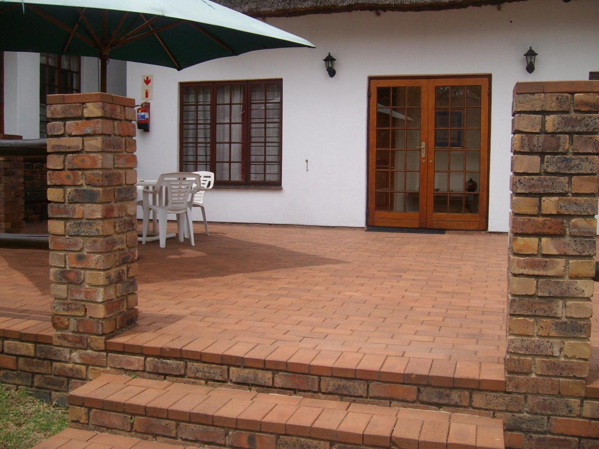 Oaktree Lodge Guest House Kyalami エクステリア 写真