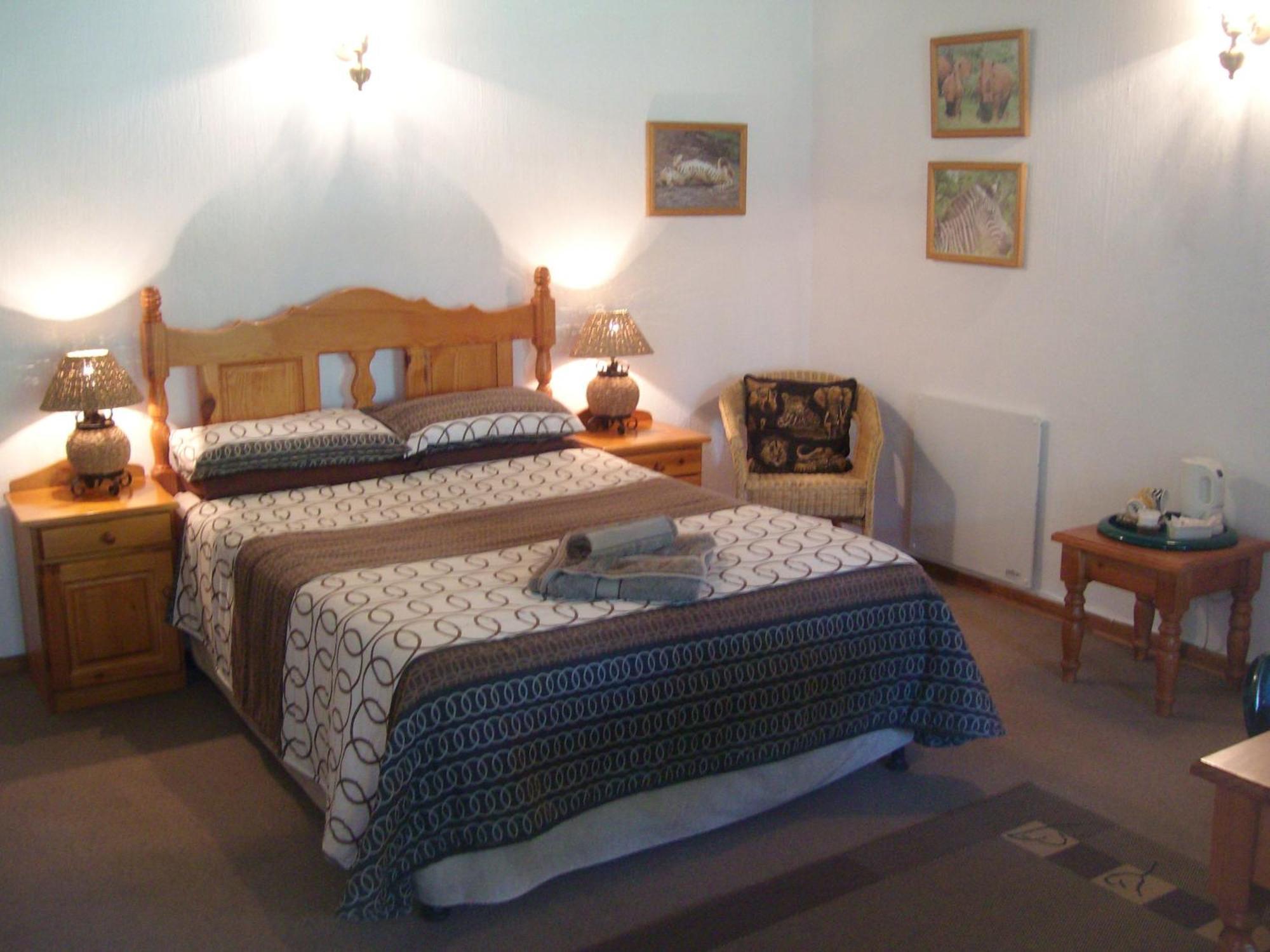 Oaktree Lodge Guest House Kyalami エクステリア 写真