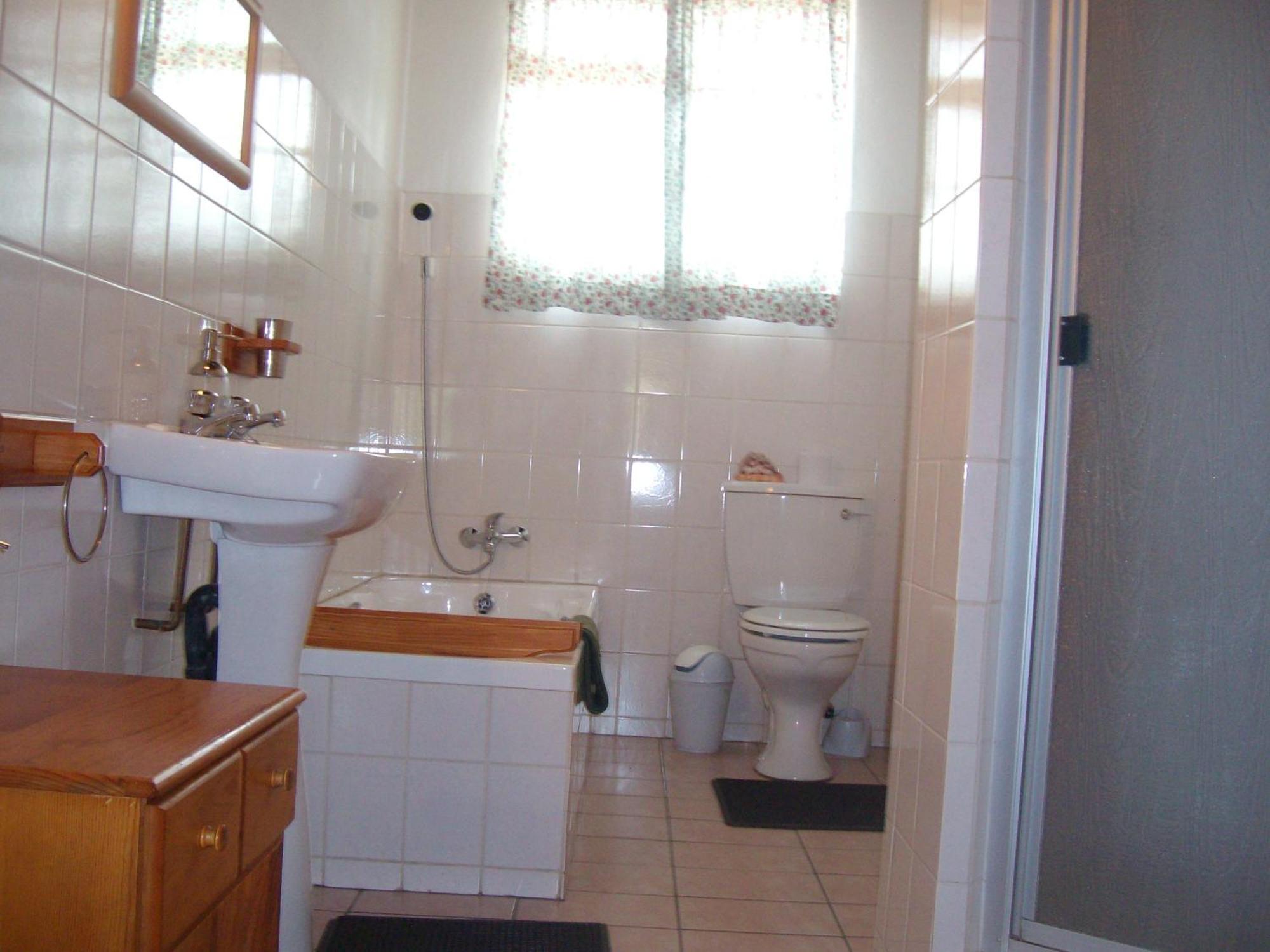 Oaktree Lodge Guest House Kyalami エクステリア 写真