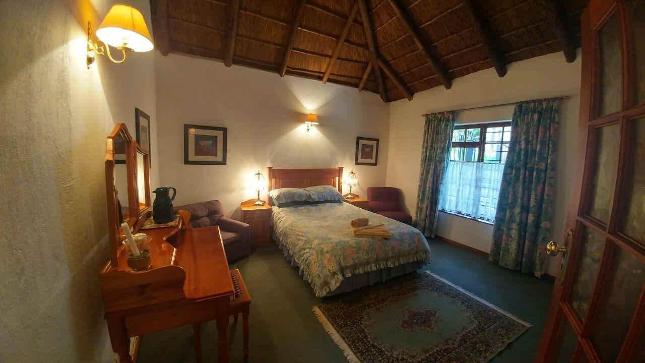 Oaktree Lodge Guest House Kyalami エクステリア 写真